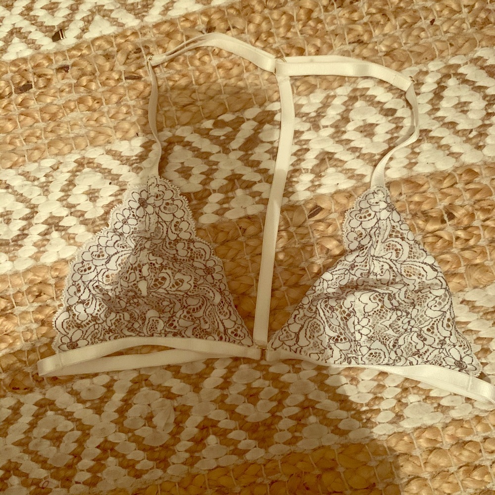 White lace bralette